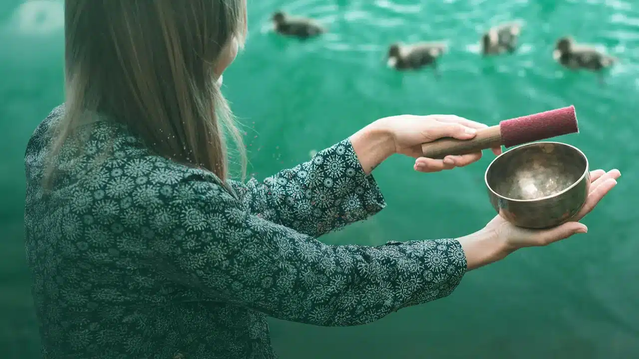 مستند ارتعاش صوت اوم